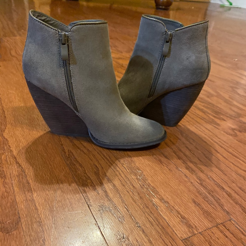 Winter boots